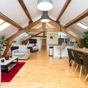 https://big-loft-107m2-10min-walk-to-palais-des-festivals.fr-provencehotel.com